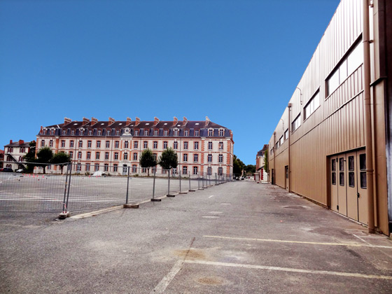 Construction de bâtiment atelier à l’école de gendarmerie